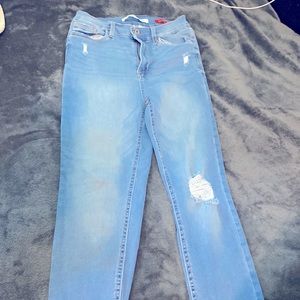 Very soft and fits perfect!🥰